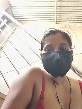 Sexy_khushi19 from stripchat