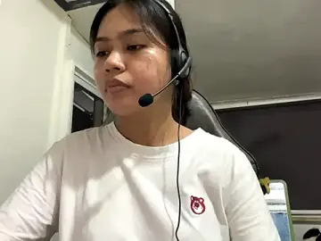 SalleyRoloff from stripchat
