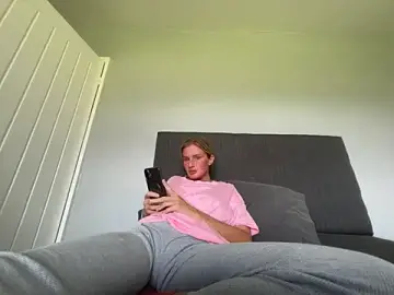 jadey19x from stripchat