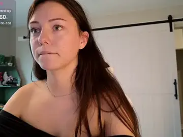 Stripchat Live Sex Cam of lilbbyily