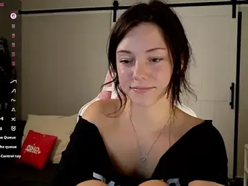 Stripchat Sex Cam of lilbbyily