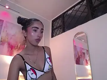 Stripchat Live Sex of SweetyLaly