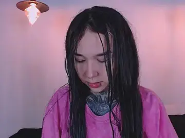 alien_eyes09 from stripchat