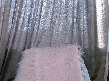 Stripchat Live Sex Cam of mia_rousse_vc