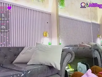 MilleyJones from stripchat