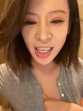 Stripchat Watch Live Sex Cams of Sunflower-77
