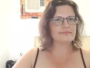 Stripchat Live Sex Cam of Domina_Tasselina_Goddess