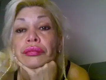 Stripchat Best Webcam of EvaaMina