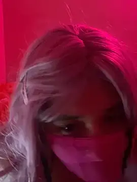 Lucey_001 from stripchat