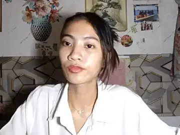 DeeannGunby from stripchat