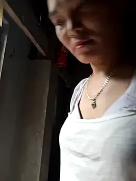 Stripchat Best Webcam of Heryy_xx