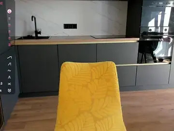 Stripchat Free Porn Cam of SaraShine_