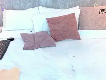 Stripchat Free Live Porn of Zoey_it