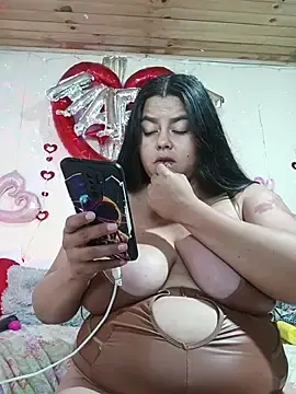 Stripchat Live Sex Cam of celeste_hotty
