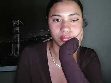 Stripchat Nude Webcam of dark_enchantress_