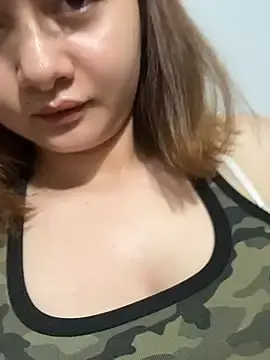 Stripchat Watch Live Sex Cams of -Ely_