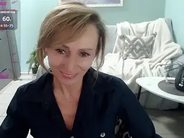 HornyMilf_777 from stripchat