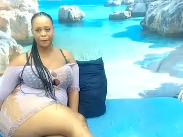 AUGUSTBLOOMxx from stripchat