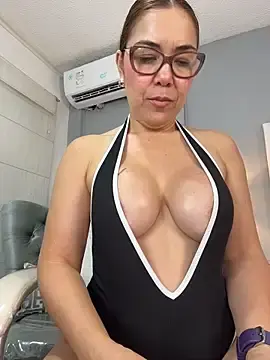Stripchat Adult Video Chat of AnnaJaimes