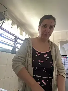 Stripchat Sex Cam of Bia_sexynovaes