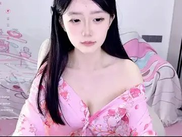 Stripchat Adult Webcam of KylinKylin