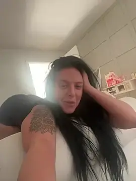 Stripchat Free Live Porn of Lucy-White-69