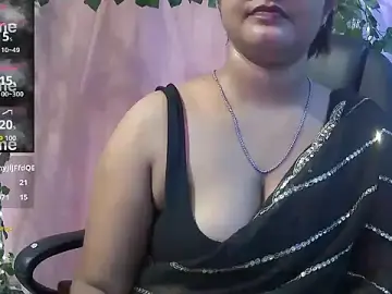 Stripchat Nude Webcam of Pari-new