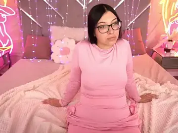 Stripchat Nude Webcam of HotAuraX