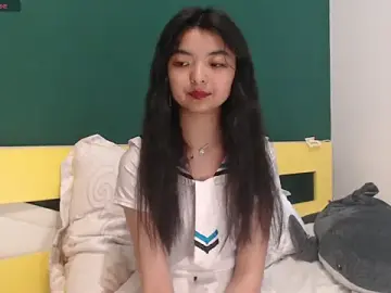 Stripchat Free Live Porn of Shy_Kira