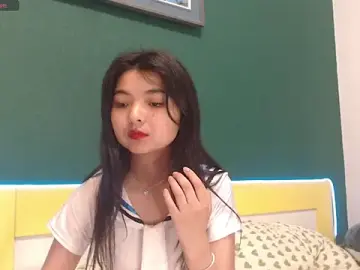 Stripchat Adult Webcams of Shy_Kira
