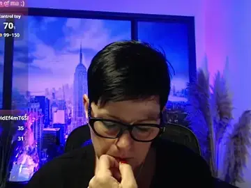 Stripchat Free Porn Cam of ninarandmann