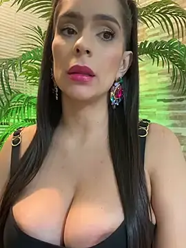 Stripchat Free Live Porn of Mau_White