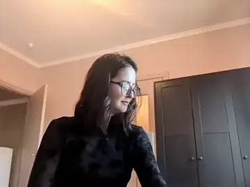 Stripchat Free Porn Cam of TuHavelka