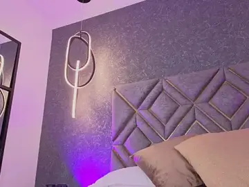 Stripchat Watch Live Sex Cams of Bella-Swant