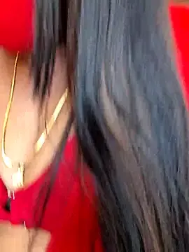 Stripchat Adult Webcams of Queen_ilakiya