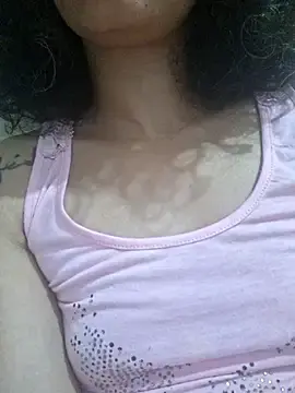 Stripchat Adult Webcam of RavenShyfit