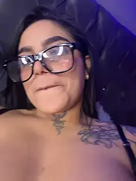Stripchat Best live sex cam show of Emili_candy