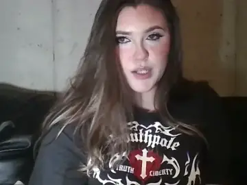 Stripchat Free Porn Cam of babyizzie