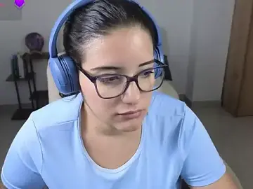 Stripchat Sex Cam of blue__moon_