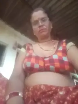 Pinki_rajak from stripchat