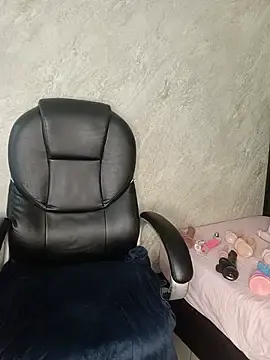 tanisha__lux from stripchat
