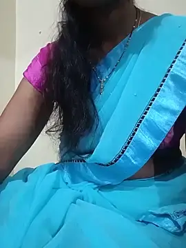 Stripchat Sex Cam of Kavya5500