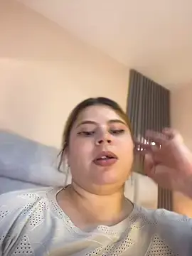 Stripchat Adult Video Chat of EYMI_TOMSOM