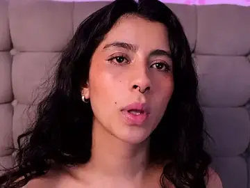 Stripchat Sex Cam of Alyssa_jones