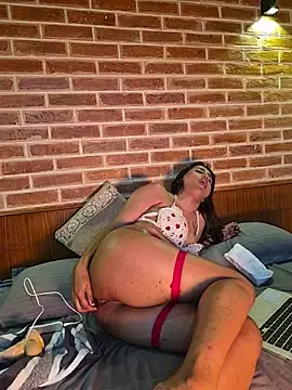 JellyFromHeaven from stripchat