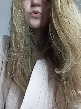 Stripchat Free Live Porn of KattyLuuu