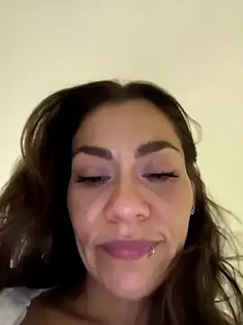 Stripchat Watch Live Sex Cams of SamyJones9