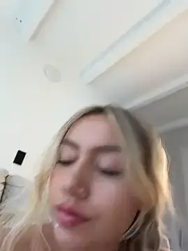 Stripchat Nude Webcam of amanda-medrano1