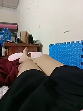 Stripchat Free Porn Cam of Honye-baby