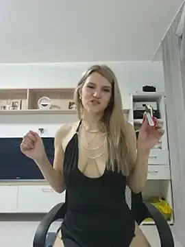 Stripchat Adult Video Chat of LyaExoticStar